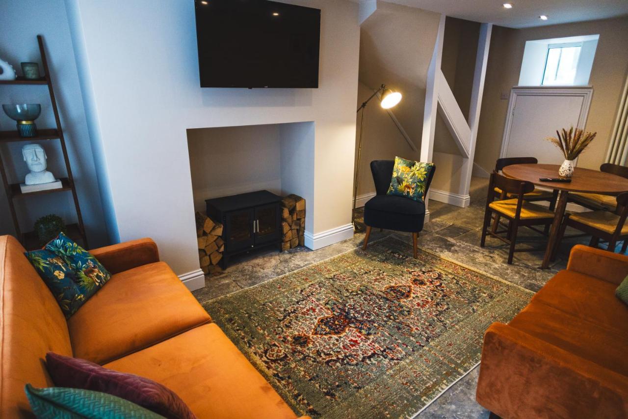 Cathy's Cottage, Modern, Central, Sun Trap Patio, 3 Bed Crewkerne Esterno foto
