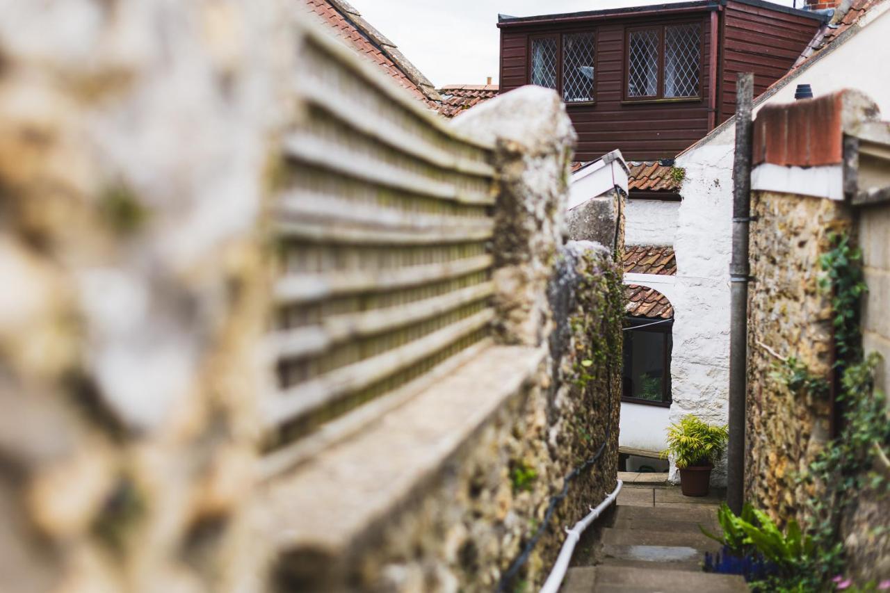 Cathy's Cottage, Modern, Central, Sun Trap Patio, 3 Bed Crewkerne Esterno foto